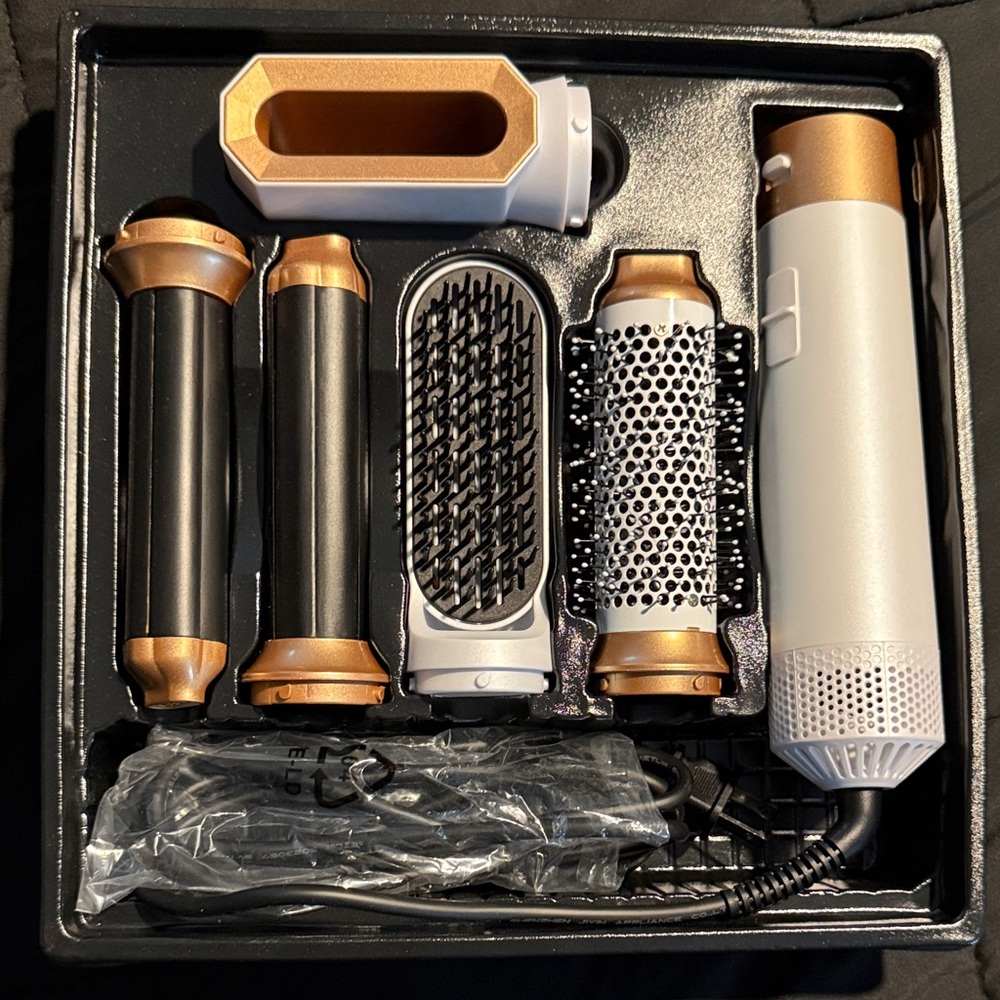 Happy Curls 5 in 1 HairStyler Pro in White and Rose Gold